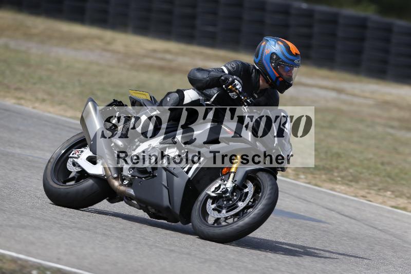/37 09.08.2026  Pluess Motosport ADR/Einsteiger/23